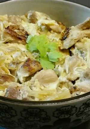 ロースト鶏もも肉の親子丼！柔らかすぎ✨-レシピのメイン写真