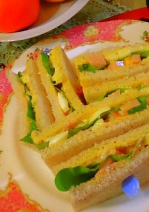 玉子＆ハム＆サラダ菜サンドイッチ^_-☆-レシピのメイン写真