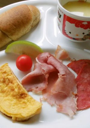 作ったパンで朝ごはん♪-レシピのメイン写真