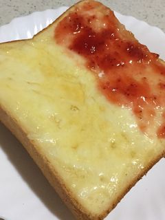 蜂蜜チーズ&ジャムチーズトースト♬*.+-レシピのメイン写真