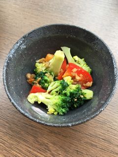 ブロッコリーとパプリカの胡麻和え-レシピのメイン写真