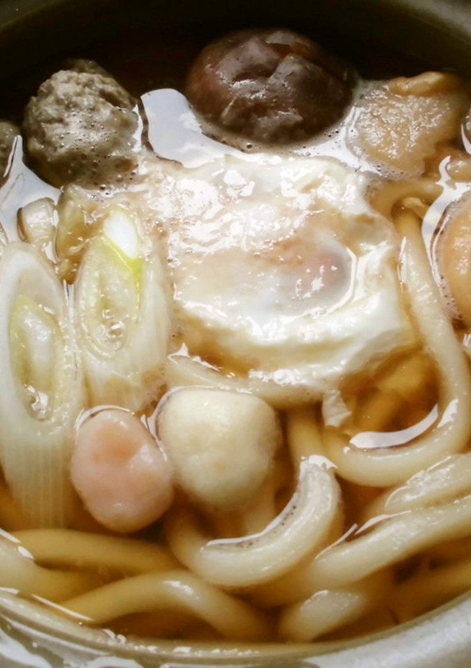 お鍋の残りで(^^♪鍋焼きうどん-レシピのメイン写真
