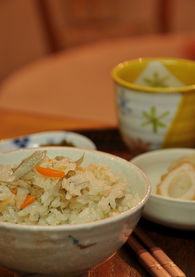 残りのおでんつゆで♪炊き込みご飯-レシピのメイン写真