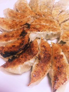 野菜と肉汁たっぷり餃子-レシピのメイン写真