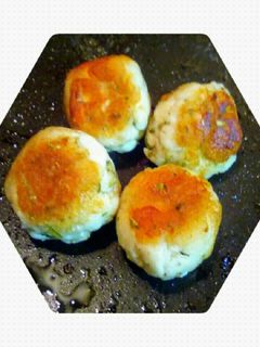 お弁当に♬はんぺん青さボール焼き-レシピのメイン写真