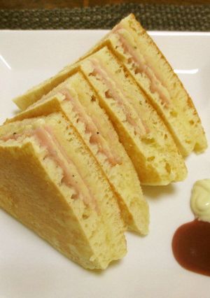 おひとりさまのプチ豪華な休日パンケーキ-レシピのメイン写真