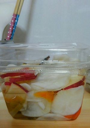 りんご、柿でおせちにも大根なます-レシピのメイン写真