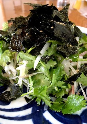 居酒屋風☆海苔とパクチーのサラダ-レシピのメイン写真