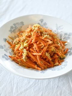 【基本】簡単にんじんしりしり-レシピのメイン写真