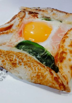 カルディのガレットMを使った簡単ガレット-レシピのメイン写真