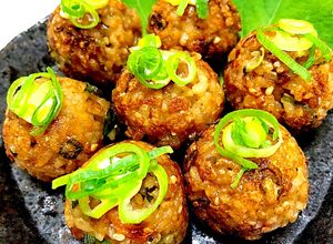 ♡たこ焼き器で一緒に焼きおにぎり♡タコパ ♡たこ焼き器で一緒に焼きおにぎり♡タコパ-レシピのメイン写真