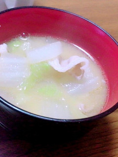 白菜と豚肉の味噌汁-レシピのメイン写真