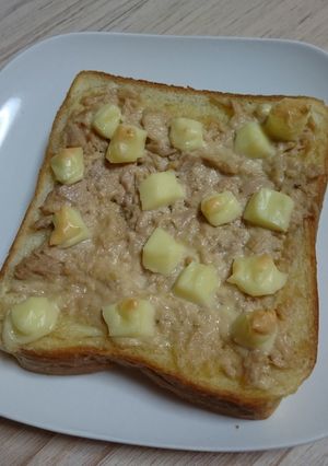 ツナマヨとベビーチーズのトースト★-レシピのメイン写真