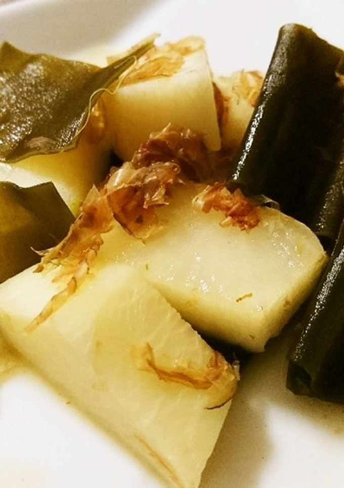 冬のおかず☆大根の昆布とかつお節の出汁煮-レシピのメイン写真