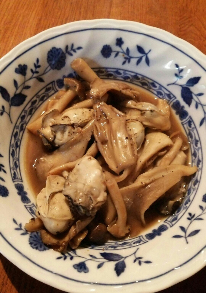 牡蠣とキノコのワイン蒸し-レシピのメイン写真