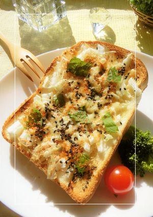 白菜軸の味噌おかかトースト-レシピのメイン写真