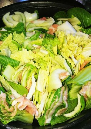 チンゲン菜と白菜、豚肉のミルフィーユ鍋-レシピのメイン写真