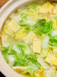 寒い朝に。白菜と油揚げのお味噌汁-レシピのメイン写真