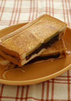 いきなり団子風ホットサンド-レシピのメイン写真