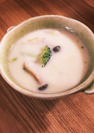 茹で汁で!白味噌♡豆乳バタースープ-レシピのメイン写真