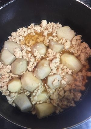 里芋と鳥ひき肉の煮物-レシピのメイン写真