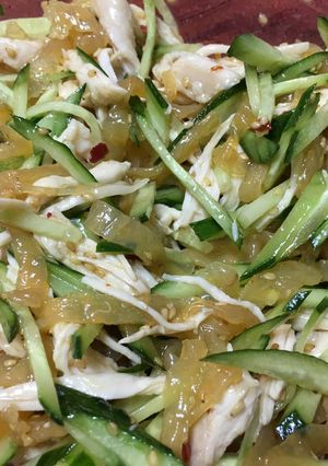 クラゲとキュウリと蒸し鶏のサラダ-レシピのメイン写真