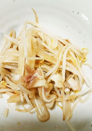 茹でるだけ！もやしとミミガーのポン酢和え-レシピのメイン写真