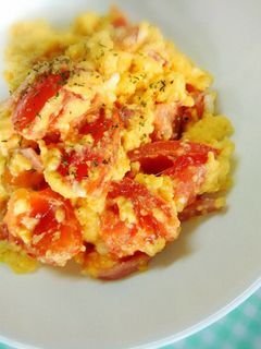 5分。とろとろ卵のチーズトマト炒め-レシピのメイン写真