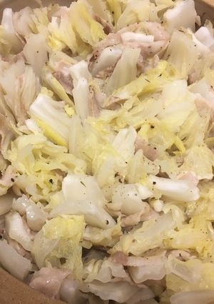 豚ばら白菜鍋☆クレイジーソルト-レシピのメイン写真