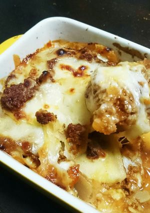 熱々ジャガイモのチーズトマトカレー焼き-レシピのメイン写真