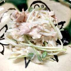 รูปของ 大根のかいわれツナサラダ♪