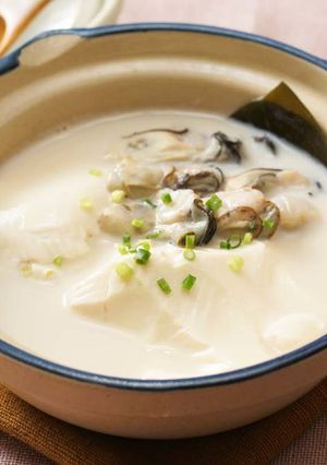カキと豆腐の豆乳鍋-レシピのメイン写真