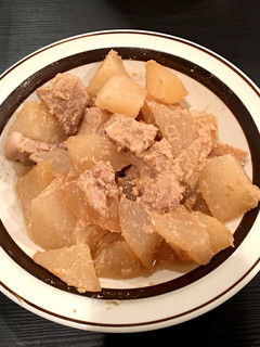 【外国で料理】豚バラと大根のゴマだれ煮風-レシピのメイン写真