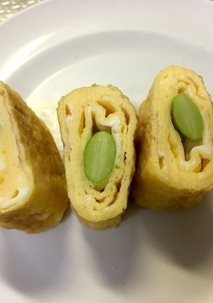 お弁当に彩りプラス☆枝豆入り卵焼き-レシピのメイン写真