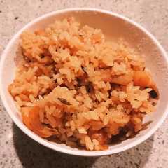 A picture of アコヤ貝(貝柱)の炊き込みご飯.