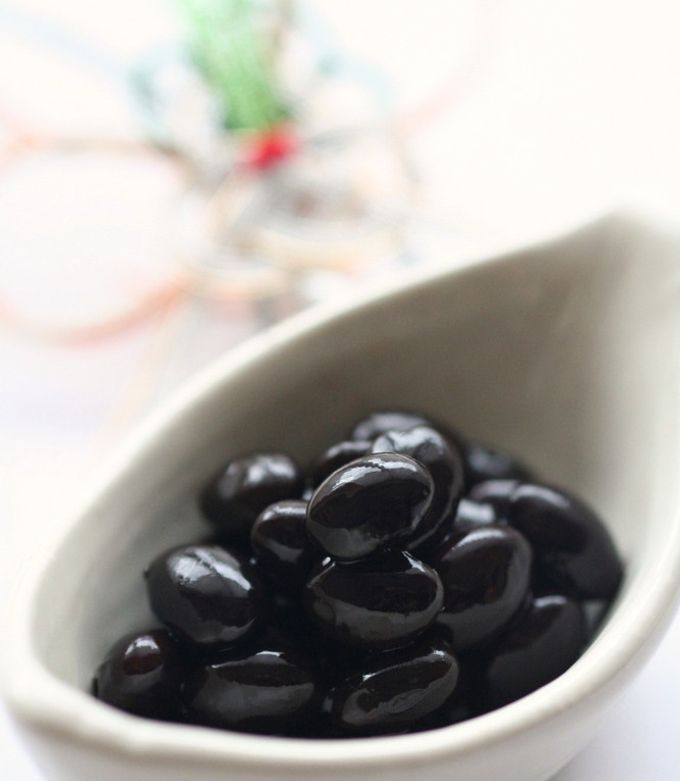 黒豆様 2024おせち：庄和産黒豆(令和5年新豆)｜梅ももあんず