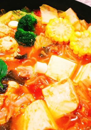 栄養満点!簡単なトマト鍋-レシピのメイン写真