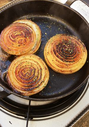 美味しいよ！手間いらずな玉ねぎステーキ♪-レシピのメイン写真