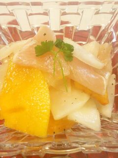 カブと柿と生ハムのサラダ-レシピのメイン写真