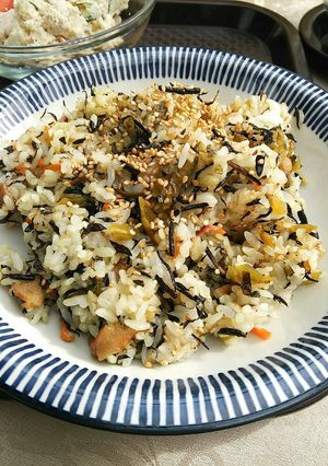 ひじきの煮物リメーク＊高菜ひじき炒飯-レシピのメイン写真