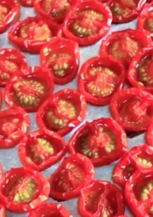 セミドライトマトの作り方-レシピのメイン写真