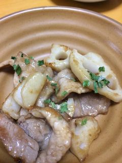 簡単です!!蓮根と豚薄切り肉の甘辛炒め♪-レシピのメイン写真