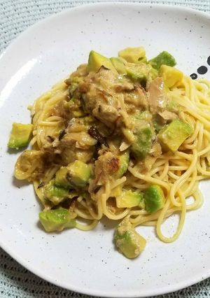 アボカドとツナのクリームスパゲッティ-レシピのメイン写真