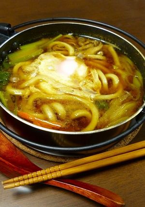 簡単！煮込みうどん☆味噌カレー風味-レシピのメイン写真