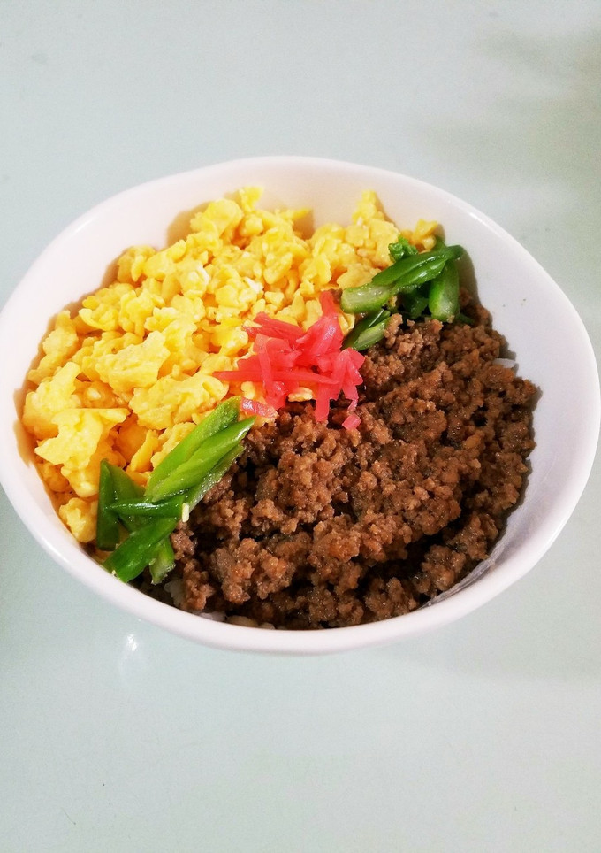 懐かしい母のそぼろ丼-レシピのメイン写真