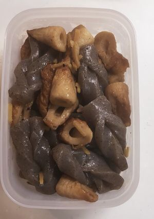こんにゃくとちくわの甘辛煮-レシピのメイン写真
