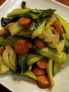 青梗菜とウインナーのにんにく炒め-レシピのメイン写真