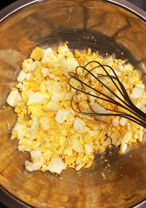固ゆで卵は泡立て器で潰す！-レシピのメイン写真