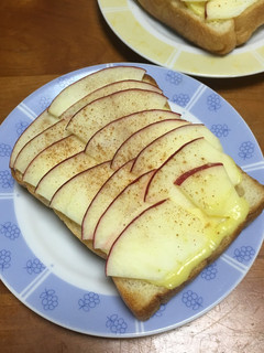 りんごとカスタードのトースト-レシピのメイン写真