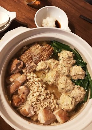 和香草の風味豊かな柔らかい鶏つくね鍋-レシピのメイン写真